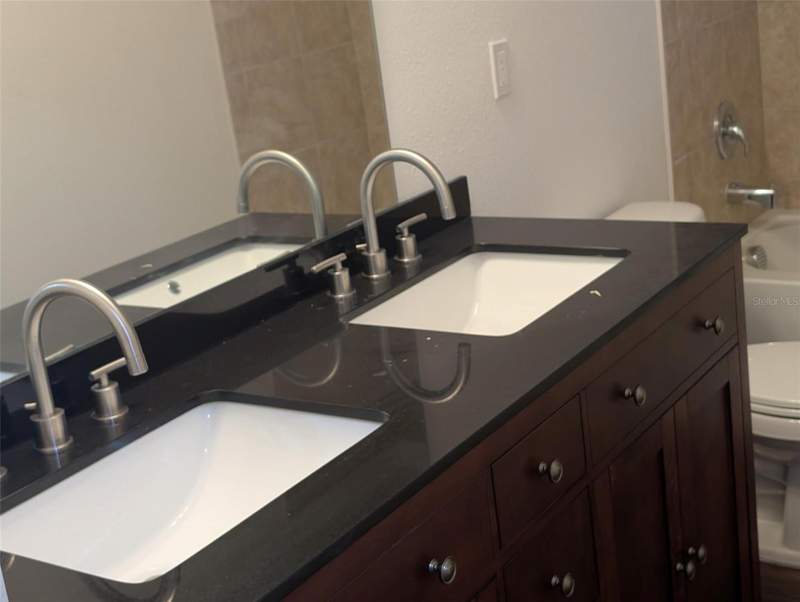 3 bedroom Single Family Residence at 776 E Broadway Street, Jackson Heights, Oviedo — photo 5