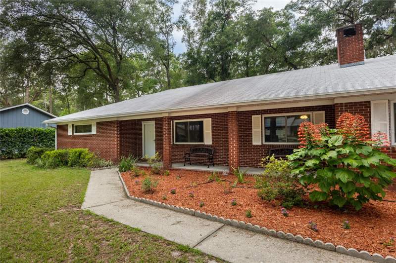 2 bedroom Single Family Residence at 130 SW 75th Terrace, Westchester Manor, Gainesville — photo 4