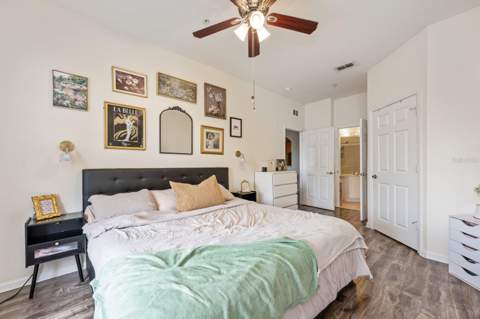 6335 Contessa Drive #301, Orlando FL - photo 8 of 22
