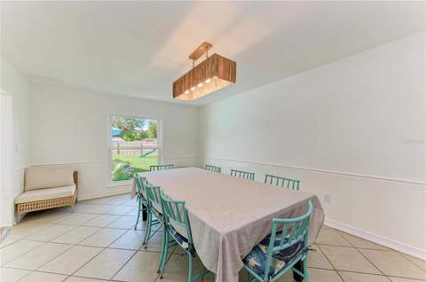2219 Lockwood Meadows Circle, Sarasota FL - photo 21 of 42