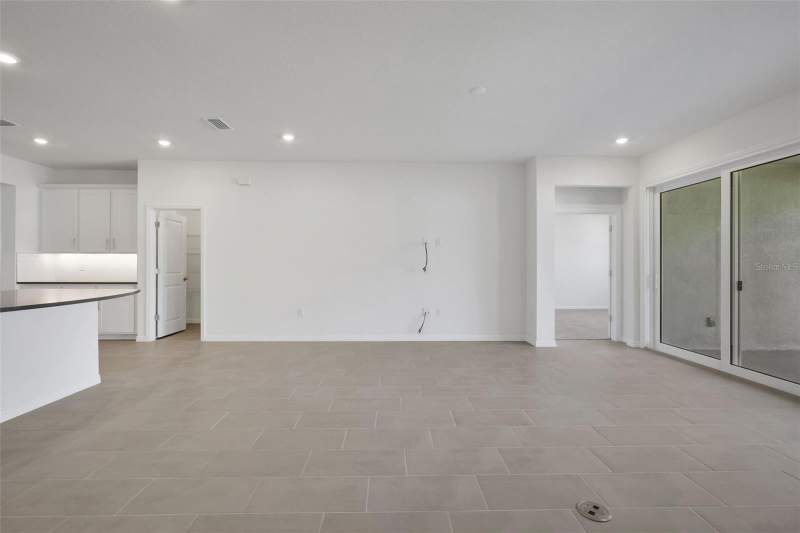 4 bedroom Single Family Residence at 7376 Sea Manatee Street, Seaire, Parrish — photo 2