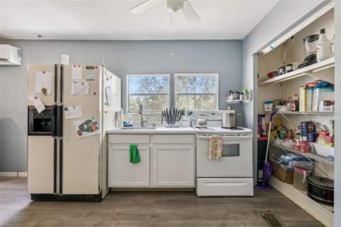 15527 Trousdale Street, Clermont FL - photo 10 of 31
