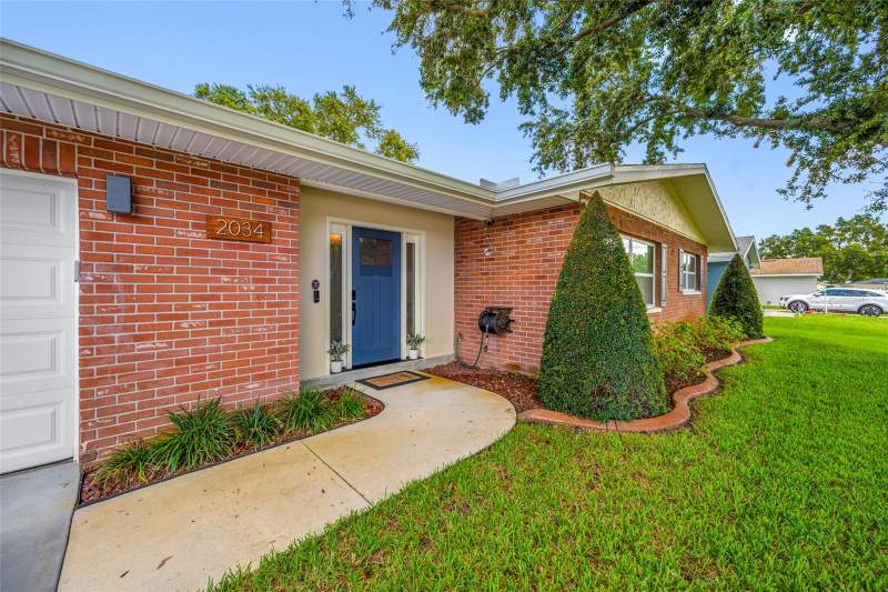 4 bedroom Single Family Residence at 2034 58th Lane, Greenbrook Estates, Clearwater — photo 3