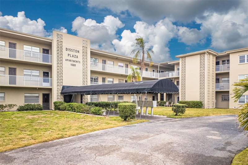 Disston Plaza Apartments Condo