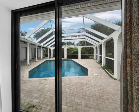 6945 Country Lakes Circle, Sarasota FL - photo 19 of 37