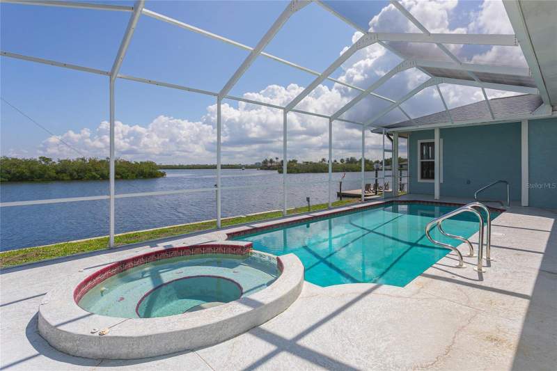4 bedroom Single Family Residence at 5557 Bowline Bend, Flor A Mar, New Port Richey — photo 3