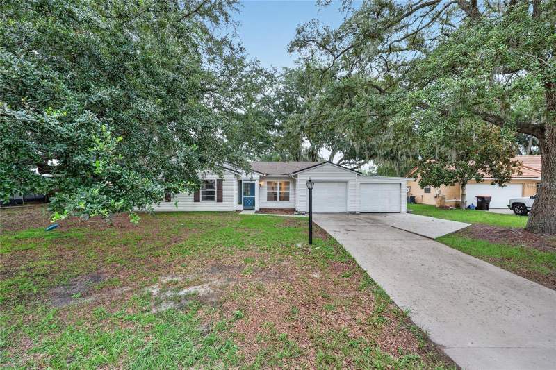 3 bedroom Single Family Residence at 303 Oak Track Pass, Silver Spgs Shores Un 28, Ocala — photo 5
