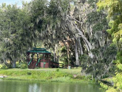 815 N Orange Avenue, Fort Meade FL - photo 6 of 6