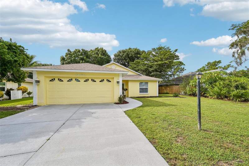 3 bedroom Single Family Residence at 5684 Alden Garden Way, Deer Hollow, Sarasota — photo 2