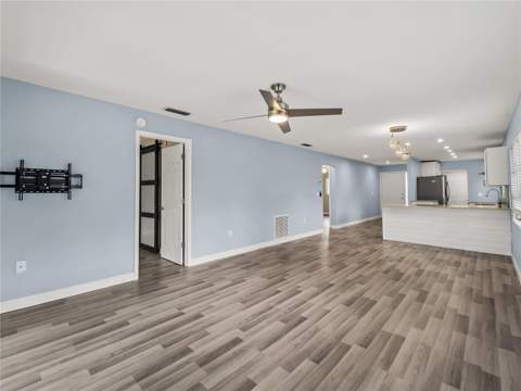 7113 Bright Creek Drive #100, Sarasota FL - photo 10 of 44