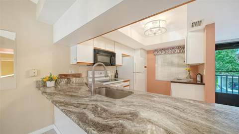7652 Eagle Creek Drive #7598, Sarasota FL - photo 17 of 66
