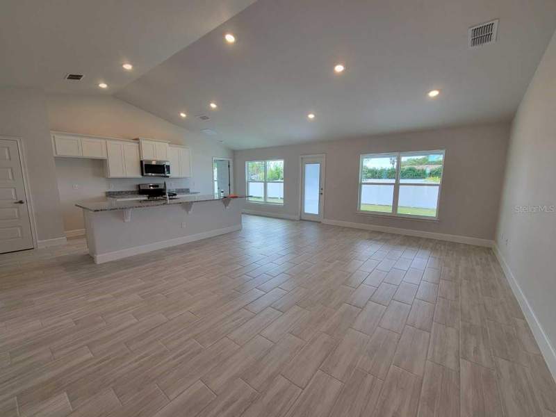 4 bedroom Single Family Residence at 14578 SW 69th Court Road, Marion Oaks Un Nine, Ocala — photo 5