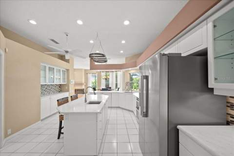 4321 Presidential Avenue Circle, Bradenton FL - photo 9 of 52