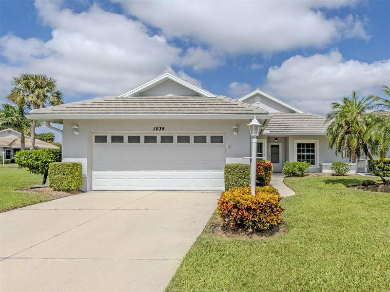 2 bedroom Single Family Residence at 1435 Colony Place, Waterford, Venice — photo 2