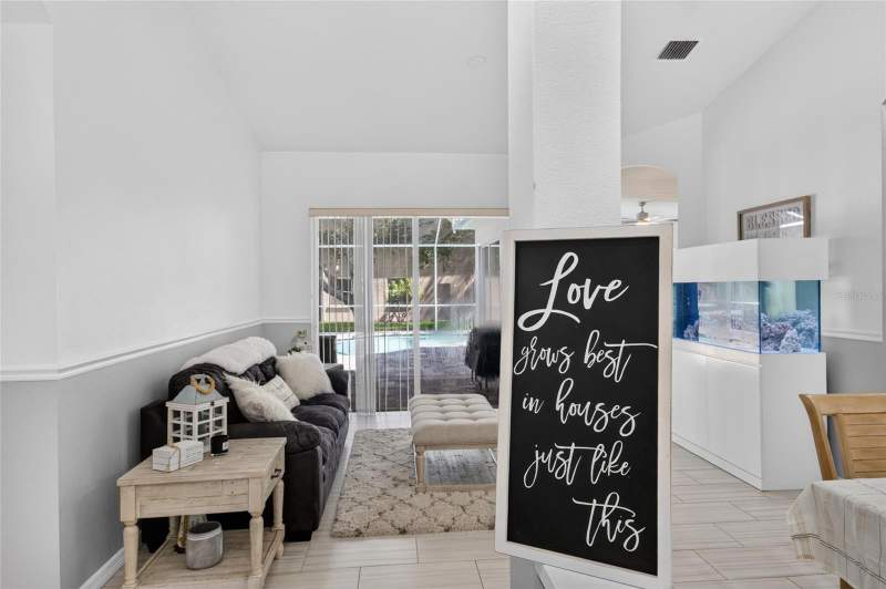 4 bedroom Single Family Residence at 1314 Rowantree Drive, Ridge Crest Sub Units, Dover — photo 4
