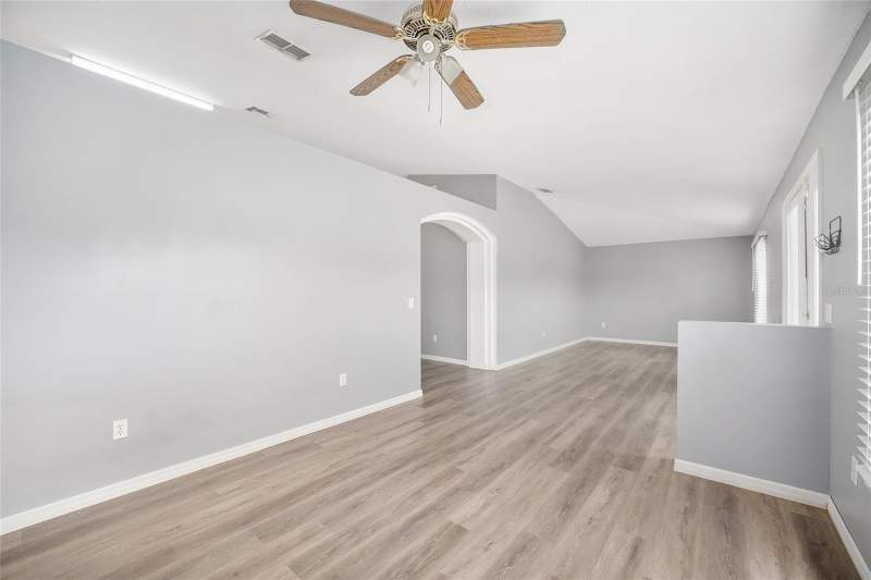 3 bedroom Single Family Residence at 20 Pine Court Loop, Silver Spgs Shores Un 19, Ocala — photo 5