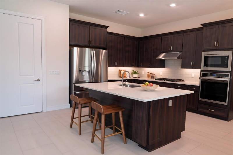 5 bedroom Single Family Residence at 8087 FENTON STREET, PARKVIEW RESERVE, ORLANDO — photo 5