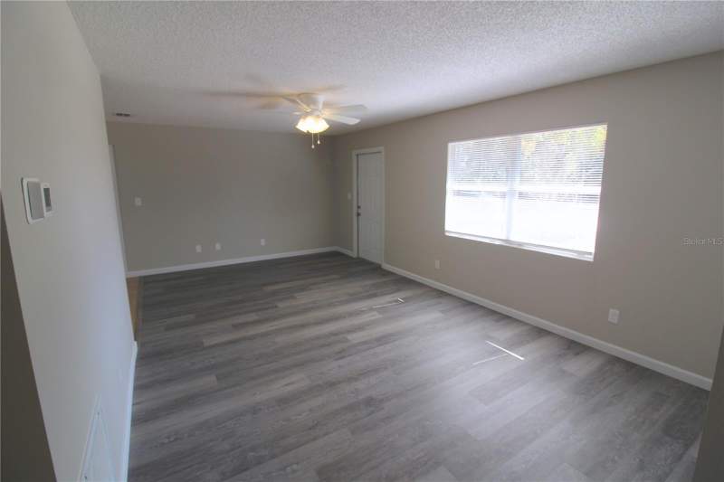 2 bedroom Single Family Residence at 5971 NW 11th Place, Ocala Rdg Un 13, Ocala — photo 3
