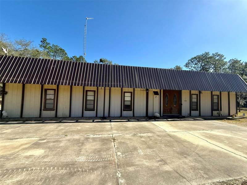 3 bedroom Single Family Residence at 1180 SW 158th Avenue, Rainbow Park Un 04, Ocala — photo 2