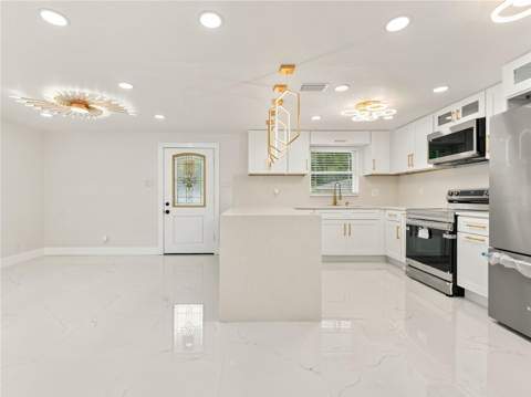 8423 N Packwood Avenue, Tampa FL - photo 6 of 6