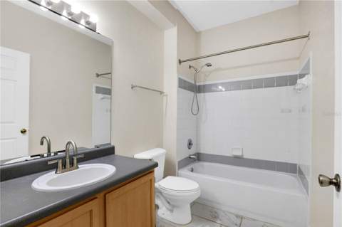 6412 Queens Borough Avenue #315, Orlando FL - photo 17 of 37