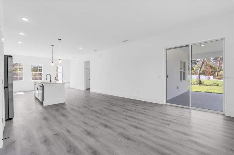 4 bedroom Single Family Residence at 3428 SW 165th Loop, Marion Oaks Un 04, Ocala — photo 5