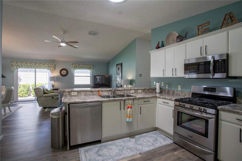 2 bedroom Villa at 17403 SE 77th Sycamore Avenue, Villages/Marion Villas, The Villages — photo 4