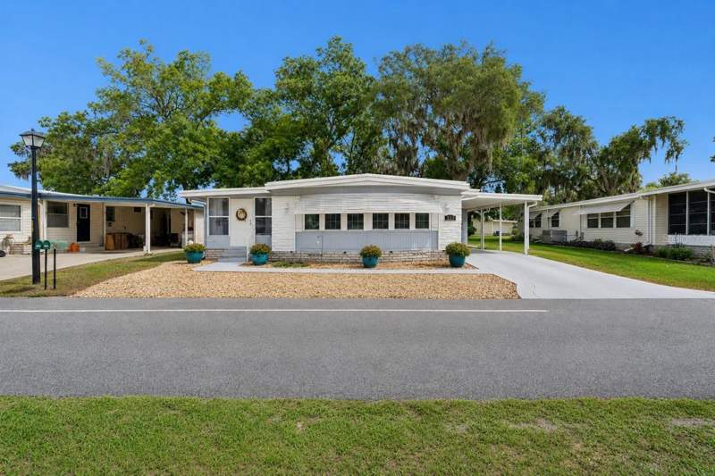 2 bedroom Mobile Home at 332 Hawthorne Boulevard, Hawthorne At Leesburg A Coop, Leesburg — photo 3