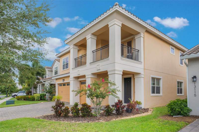 5 bedroom Single Family Residence at 13109 Stanthorne Avenue, Eagle Crk, Orlando — photo 5