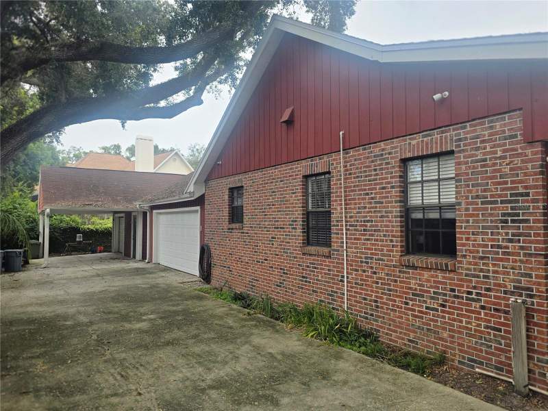 3 bedroom Single Family Residence at 2219 Shadehill Court, Forest Hills Estates First Add, Tampa — photo 3