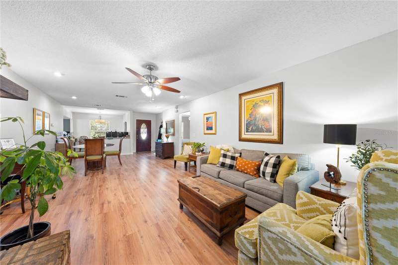 3 bedroom Single Family Residence at 8 Wood Street, La June Park, Oviedo — photo 5