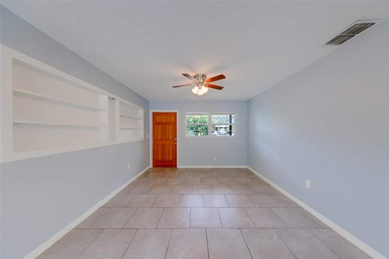 4 bedroom Single Family Residence at 1309 Mary L Road, Betty Lane Heights 2nd Add, Clearwater — photo 4