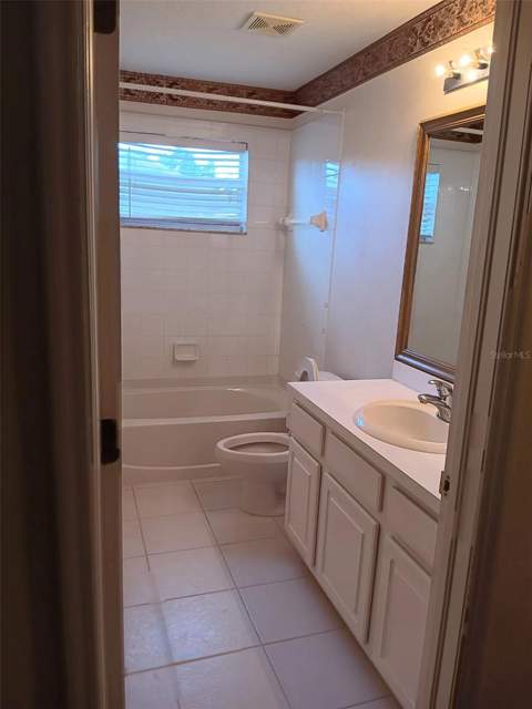 10415 Lucaya Drive, Tampa FL - photo 20 of 47