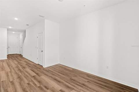4941 Winding River Road, Orlando FL - photo 14 of 25