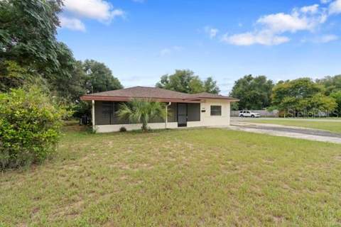 1404 E Alfred Street, Tavares FL - photo 6 of 40