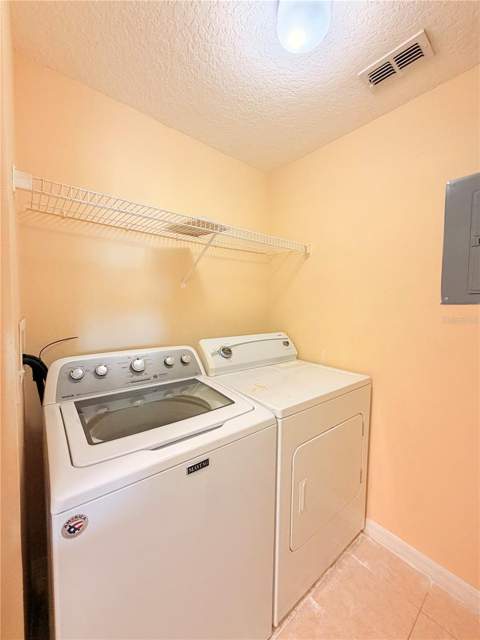 5500 Metrowest Boulevard #14-308, Orlando FL - photo 6 of 14