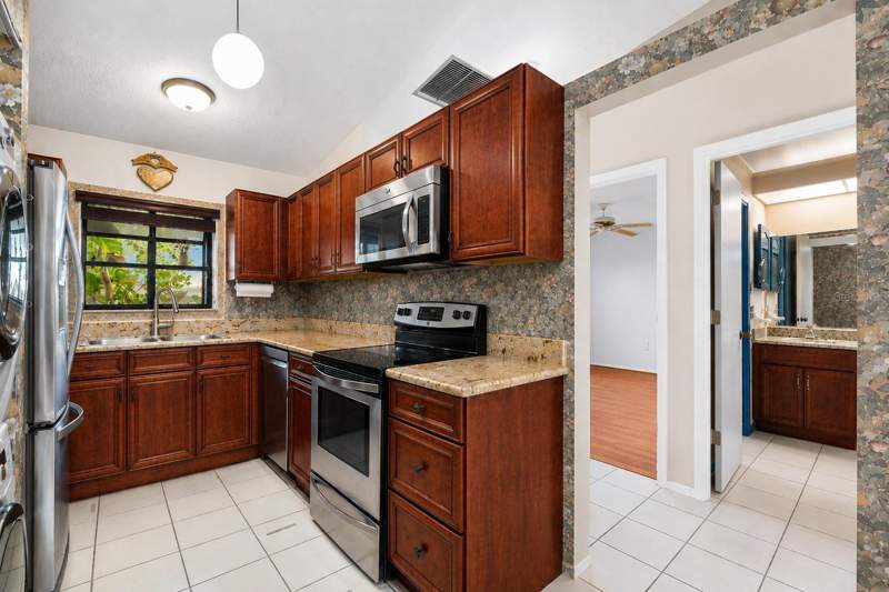 2 bedroom Villa at 2927 63rd Street, Morningside Ph IV, Bradenton — photo 3