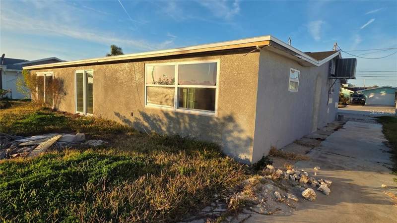 2 bedroom Single Family Residence at 4020 Headsail Drive, Flor A Mar, New Port Richey — photo 3
