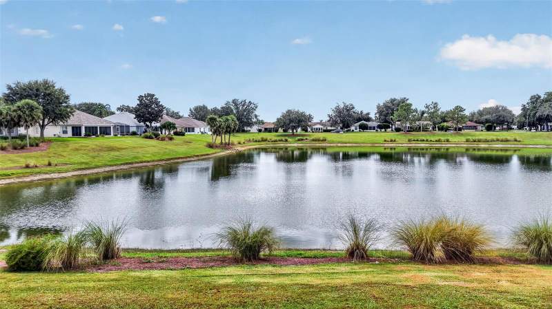 3 bedroom Single Family Residence at 2334 Ambler Circle, The Villages, The Villages — photo 2