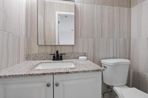 7050 Versailles, Pinellas Park FL - photo 6 of 6