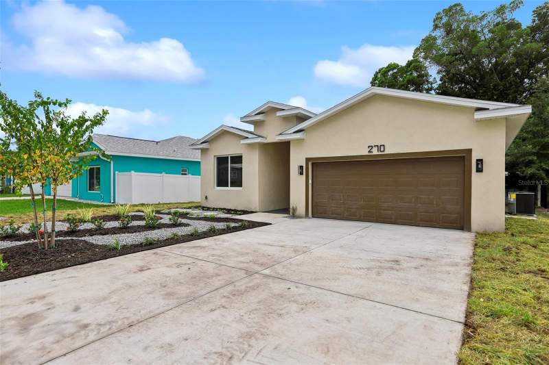 3 bedroom Single Family Residence at 270 Diogenes Street, New Athens City 1st Add, Dunedin — photo 4