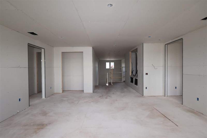 5 bedroom Single Family Residence at 5388 Lassen Street, Center Lake On The Park, St Cloud — photo 5