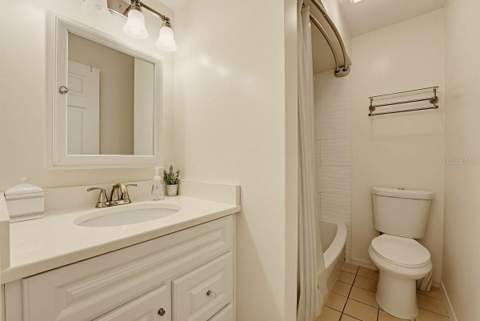 2226 Vista Palm Drive, Edgewater FL - photo 12 of 32