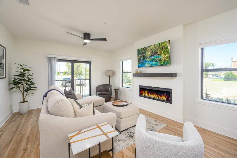 2 bedroom Condominium at 419 SE 1st Avenue #103, Old Ocala Survey, Ocala — photo 3
