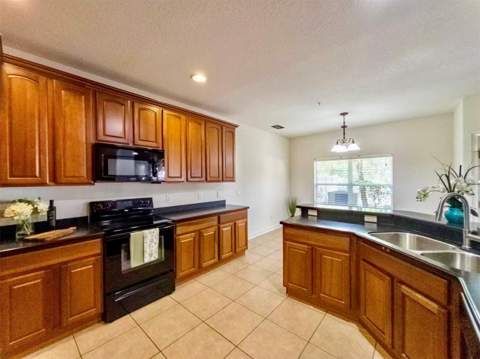 7174 Regina Way, Orlando FL - photo 11 of 34