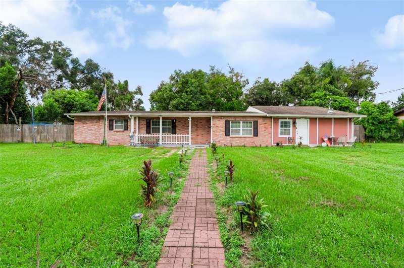 2409 GIDDENS AVENUE home for sale in Lynwood Park