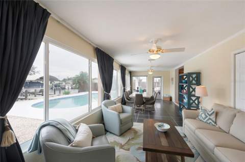 4223 Royal Palm Drive, Bradenton FL - photo 22 of 53