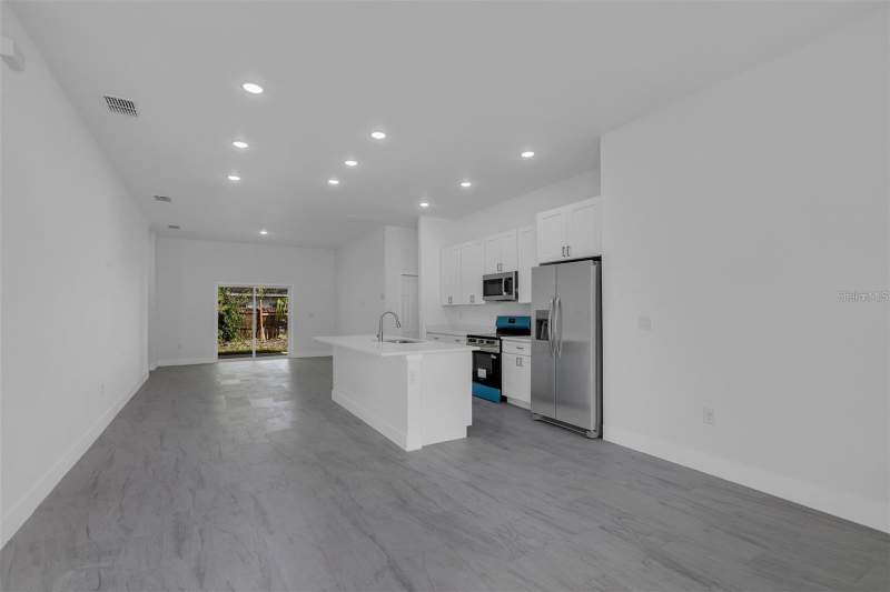 3 bedroom Single Family Residence at 1221 SW 5th Street, Santa Maria Place, Ocala — photo 3