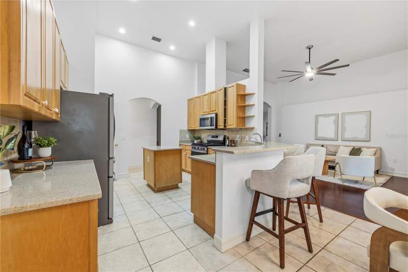 4 bedroom Single Family Residence at 6521 Carrington Sky Drive, Covington Park Ph 5B, Apollo Beach — photo 5