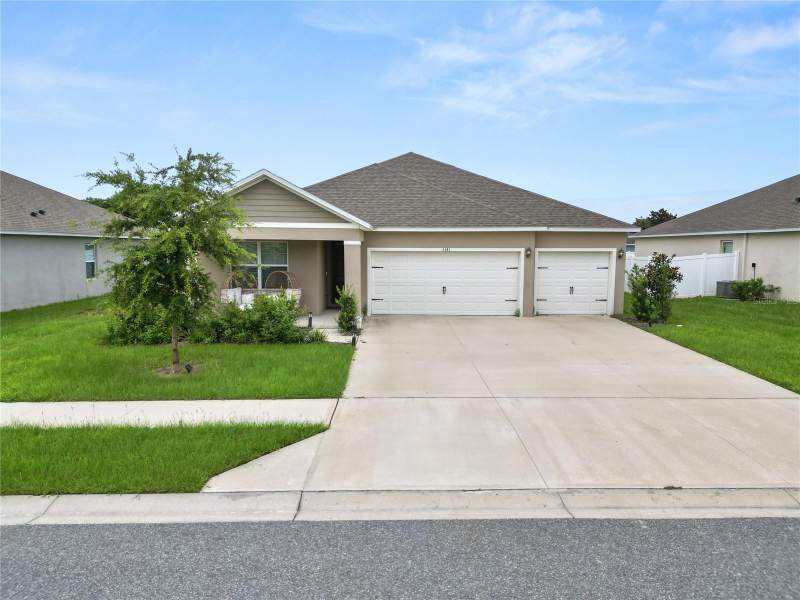 4 bedroom Single Family Residence at 3141 Caspian Feather Street, Wind Meadows South Ph 1, Bartow — photo 3